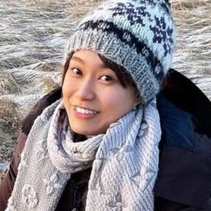 Meet your Posher, Lydia